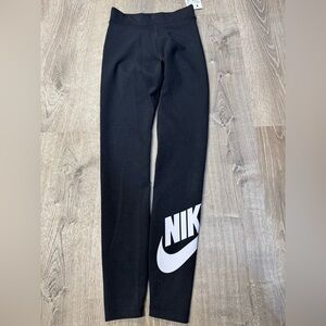 Nike Tight Fit High Rise Full Length Leggings Women XS BLACK WHITE WORKOUT NEW